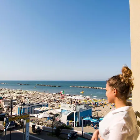 Ideale Mare 3* بيلاريا-إيجيا مارينا