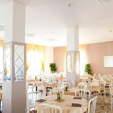 Ideale Mare فندق