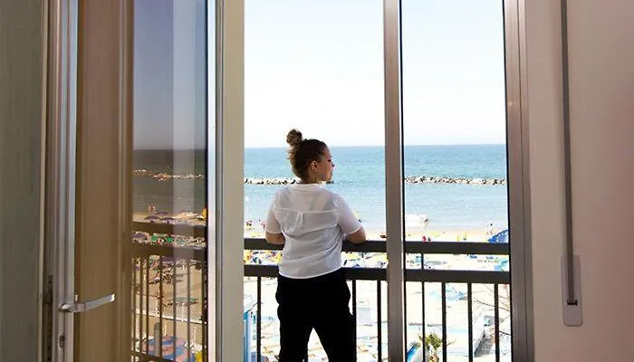 Hotel Ideale Mare 3*